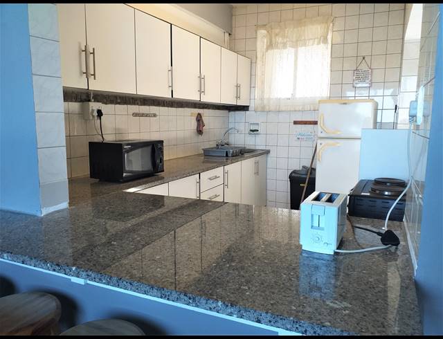 1 BEDROOM APARTMENT TO LET IN AMANZIMTOTI